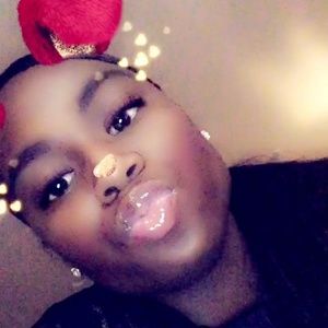 Meet your Posher, Jaynala